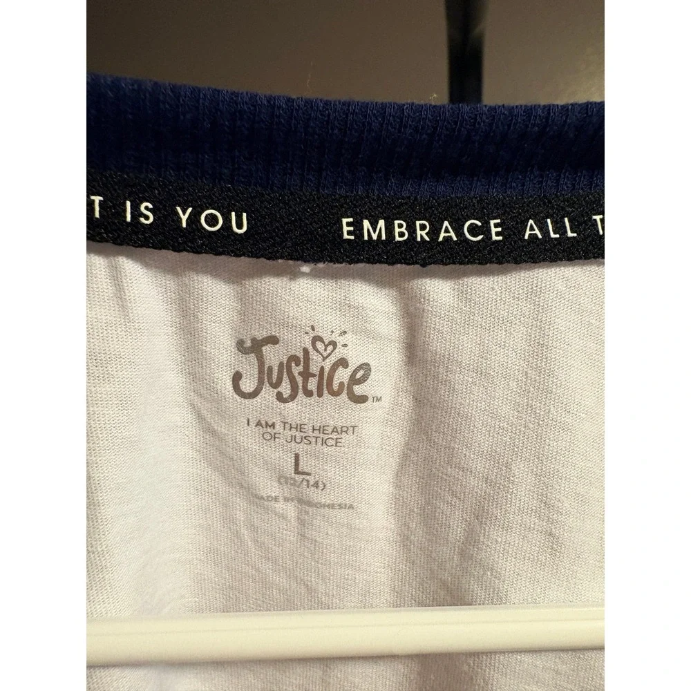 Justice sport white